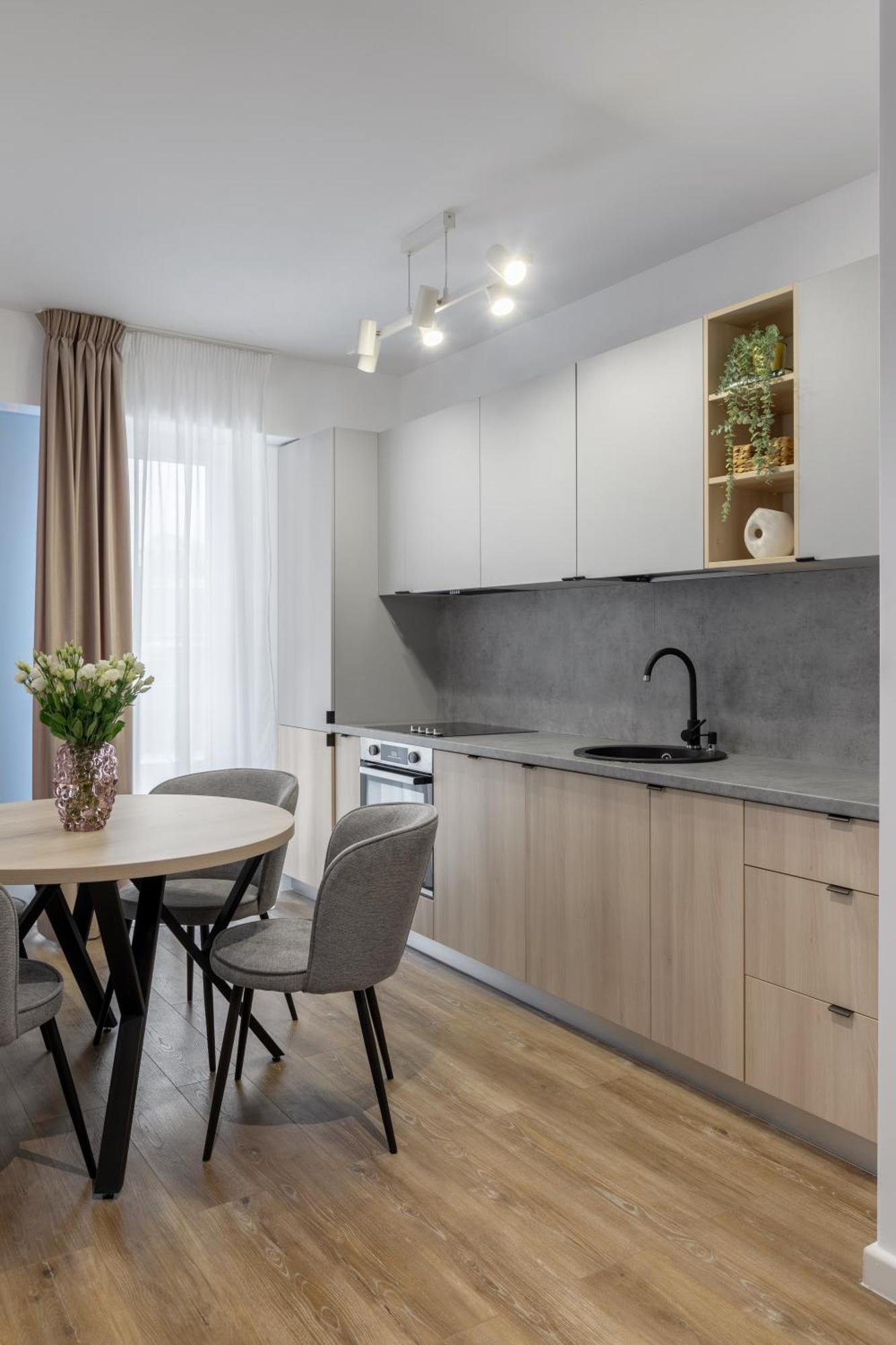 Joy Garden Apartment Sinaia Bagian luar foto